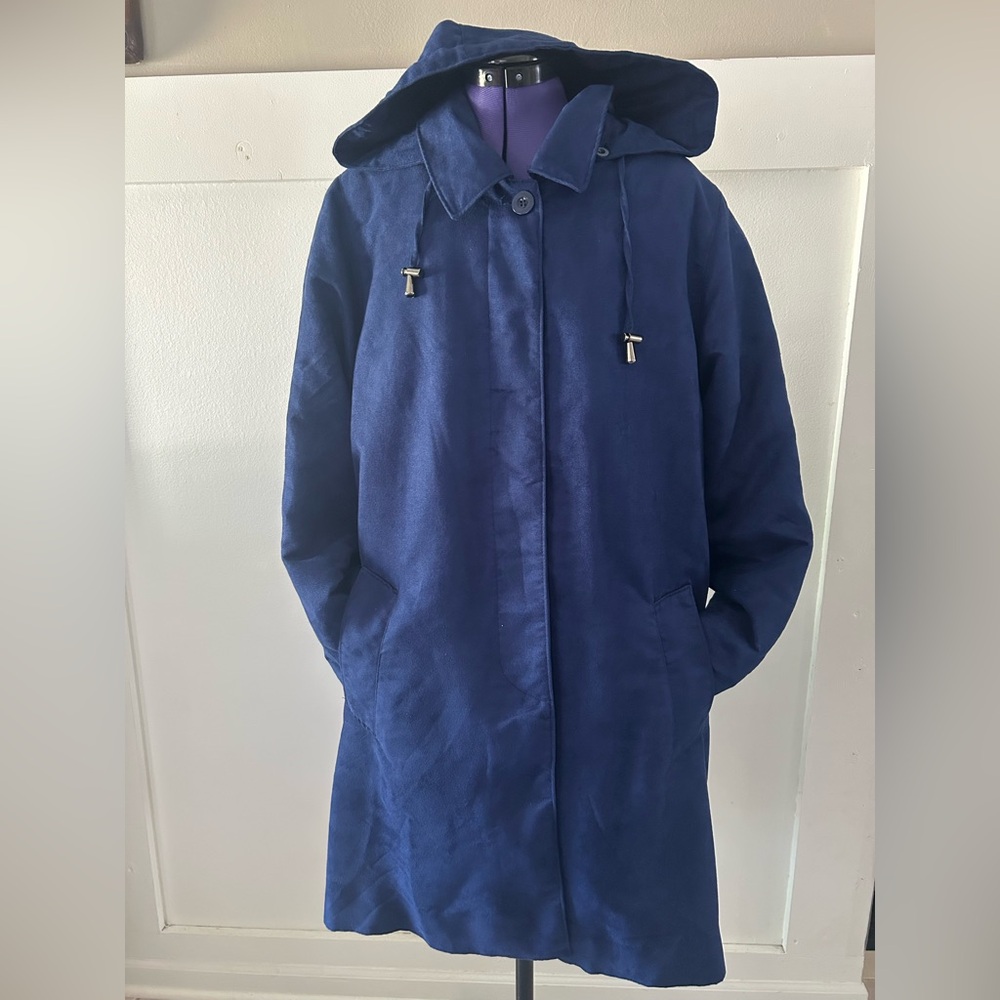 Appleseed's Elegant Navy and Purple Apparel
